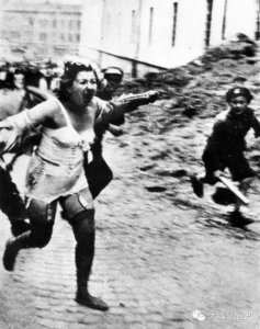 ​两战德国对于女子反常举动 德国纳粹对于犹太女人竟如许残酷（照片）