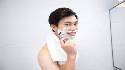 ​刮胡子用的泡沫是什么